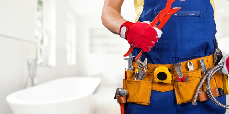 Como Evitar Golpes na Contratação de Encanador em Piracicaba